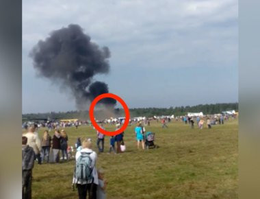 Ρωσία: Συντριβή αεροσκάφους Antonov An-2 σε αεροπορική επίδειξη στην Μόσχα - 2 νεκροί (φωτό, βίντεο)